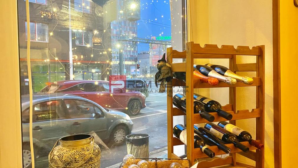 Prenájom zabehnutej reštaurácie v Starom Meste - pri OC Nivy