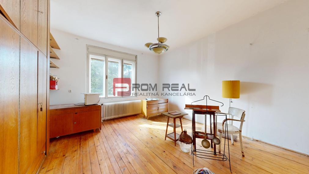 PREDAJ rodinný dom Slovenský Grob okres PEZINOK