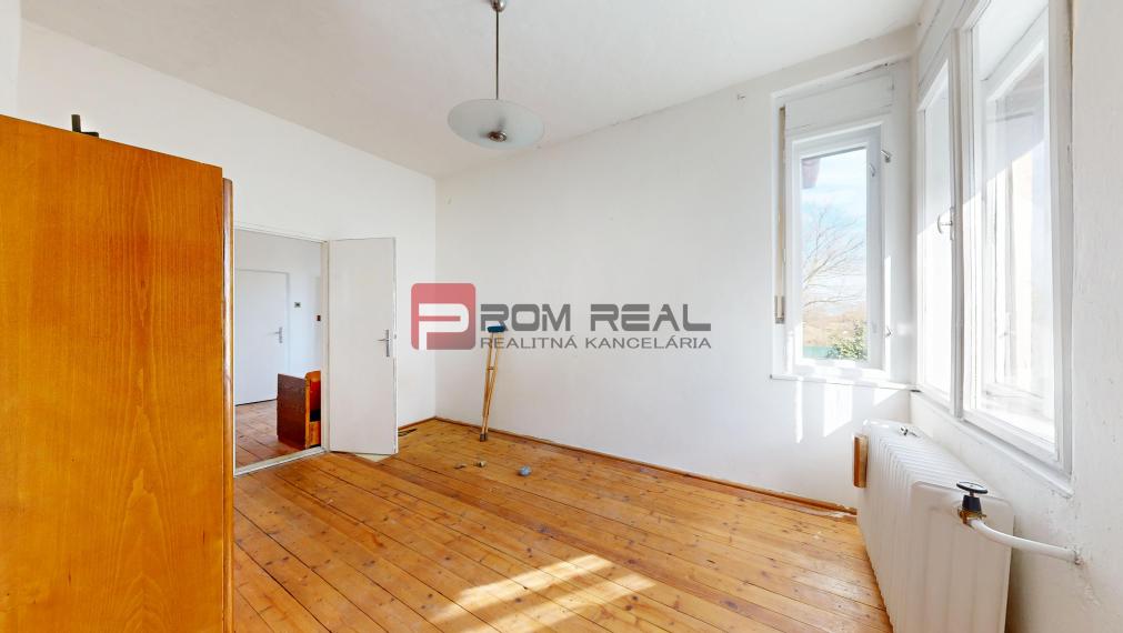 PREDAJ rodinný dom Slovenský Grob okres PEZINOK