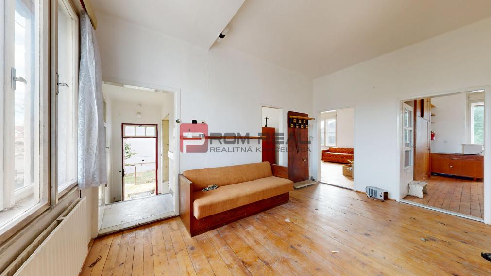 PREDAJ rodinný dom Slovenský Grob okres PEZINOK