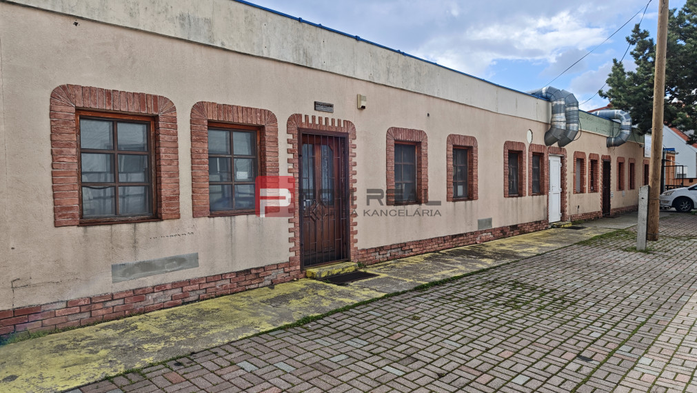 Na PRENÁJOM obchodný priestor vo výbornej lokalite Svätý Jur