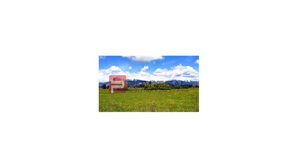 Na PREDAJ pozemok v krásnej lokalite a v srdci Liptova