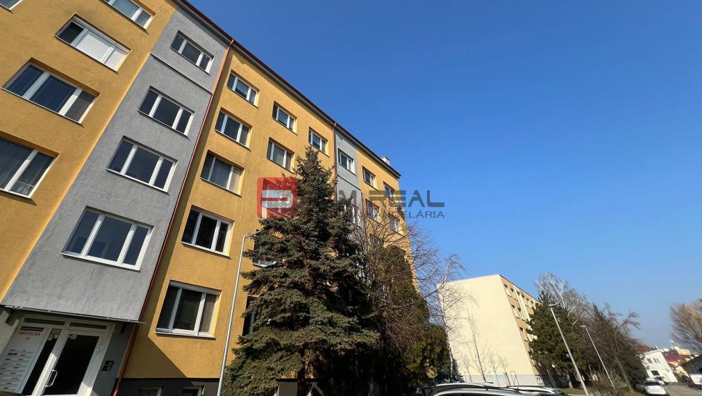 3 izbový moderný byt s rozlohou 80m² a podkrovím navyše