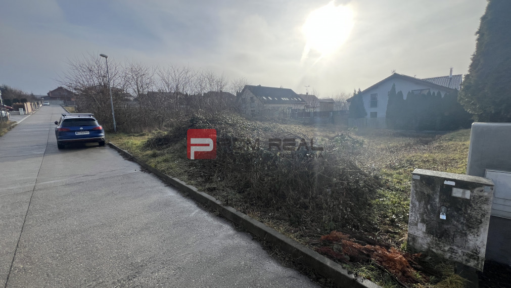 Pripravujeme do ponuky - Lukratívny pozemok centrum Stupavy
