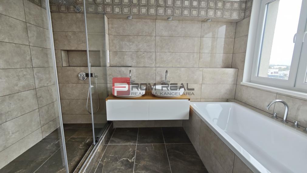 Sale Three bedroom apartment, Three bedroom apartment, Obchodná, Pezin