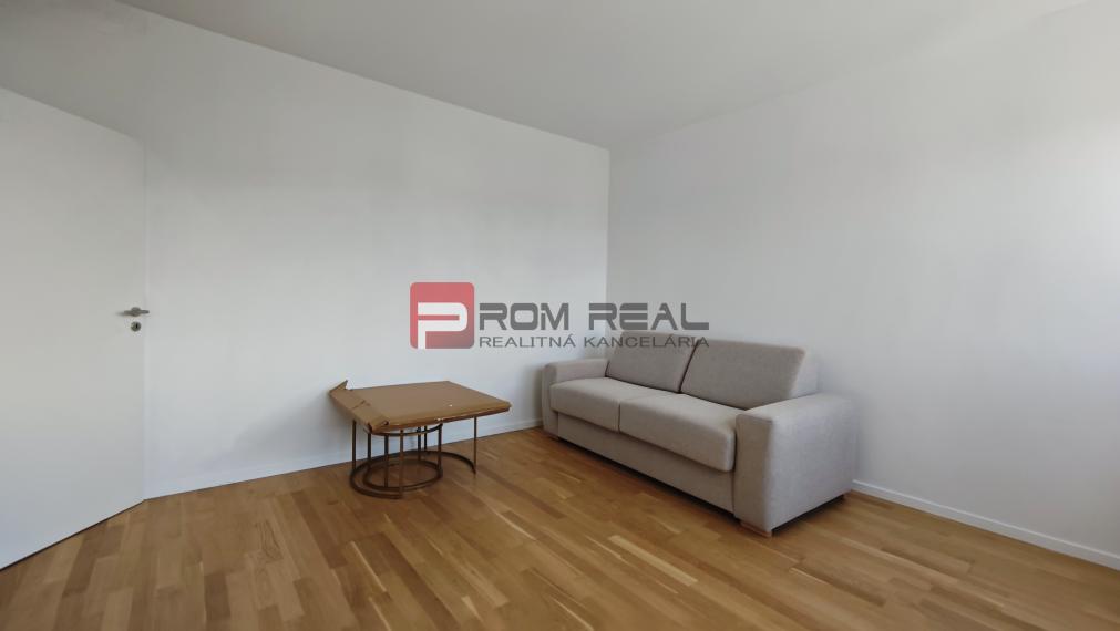 Sale Three bedroom apartment, Three bedroom apartment, Obchodná, Pezin