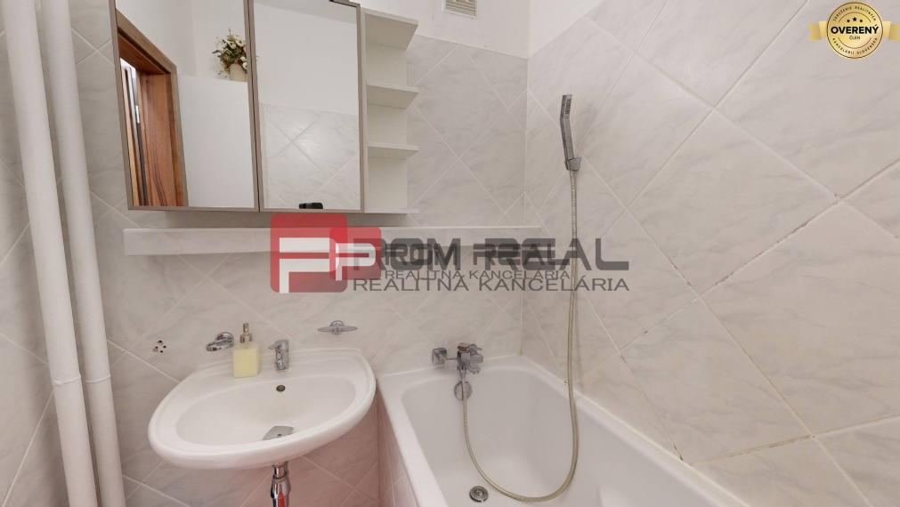 Prenájom klimatizovaného bytu v Bratislava - RAČA