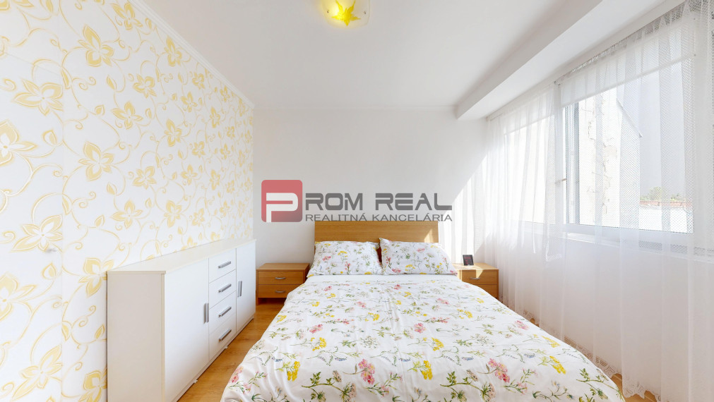 Na PREDAJ 3 izbový  byt priamo v centre mesta Pezinok