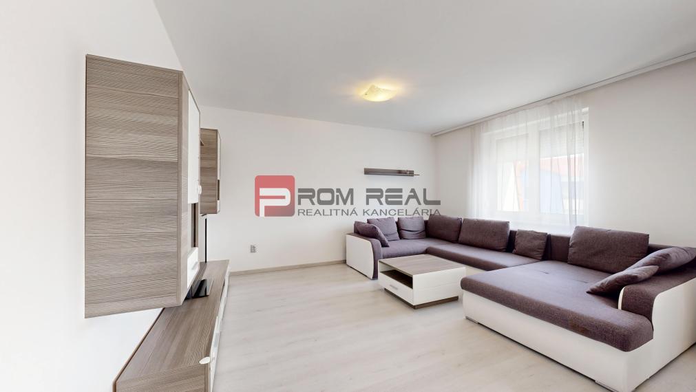 PREDAJ 4 izbový byt 2 balkóny