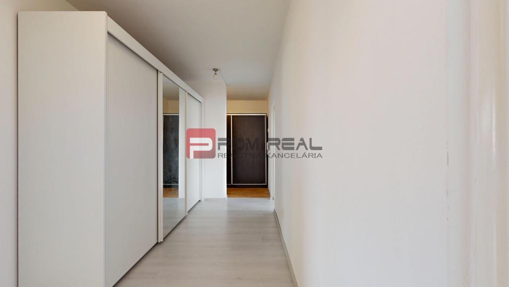 PREDAJ 4 izbový byt 2 balkóny