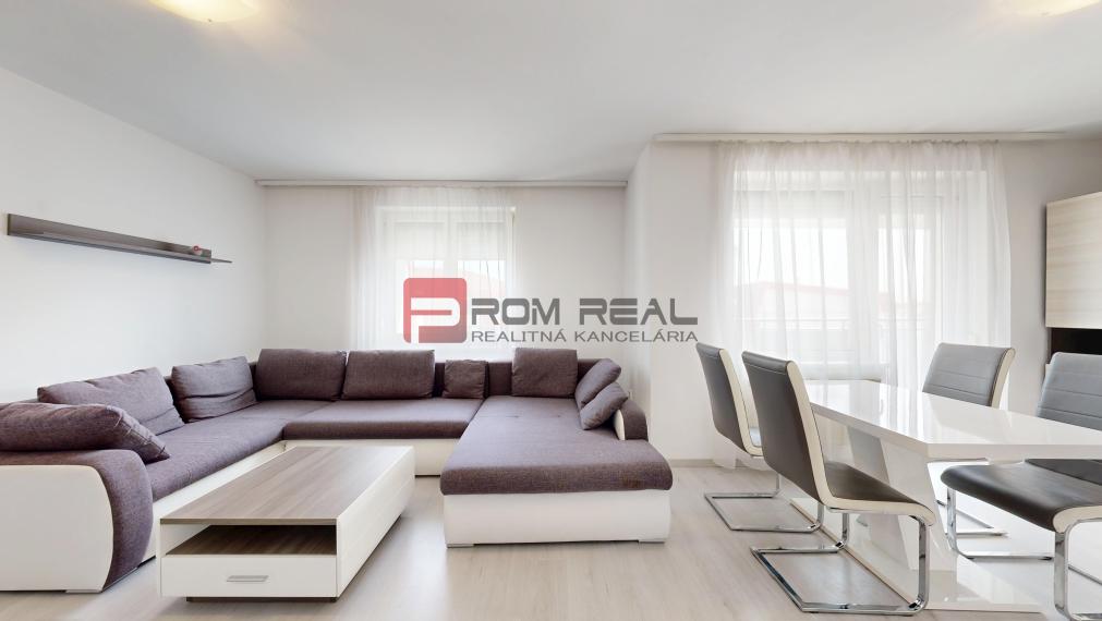 PREDAJ 4 izbový byt 2 balkóny