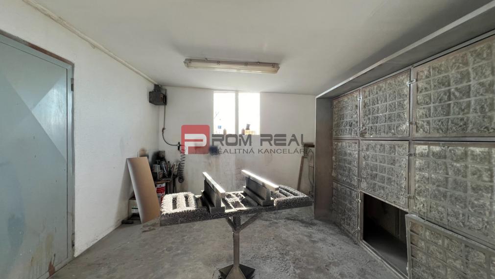 Na prenájom výrobný / administratívny objekt Pezinok Grinava