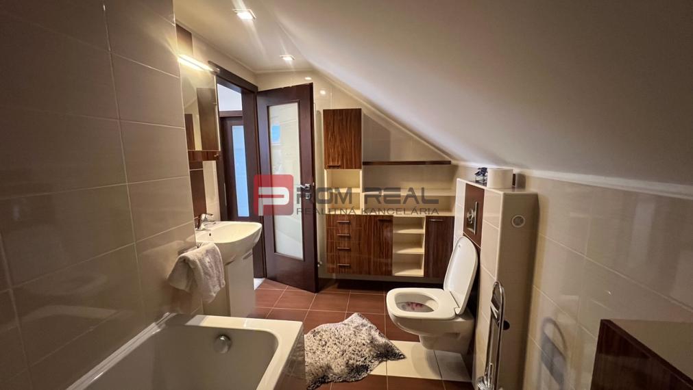 Na prenájom výrobný / administratívny objekt Pezinok Grinava