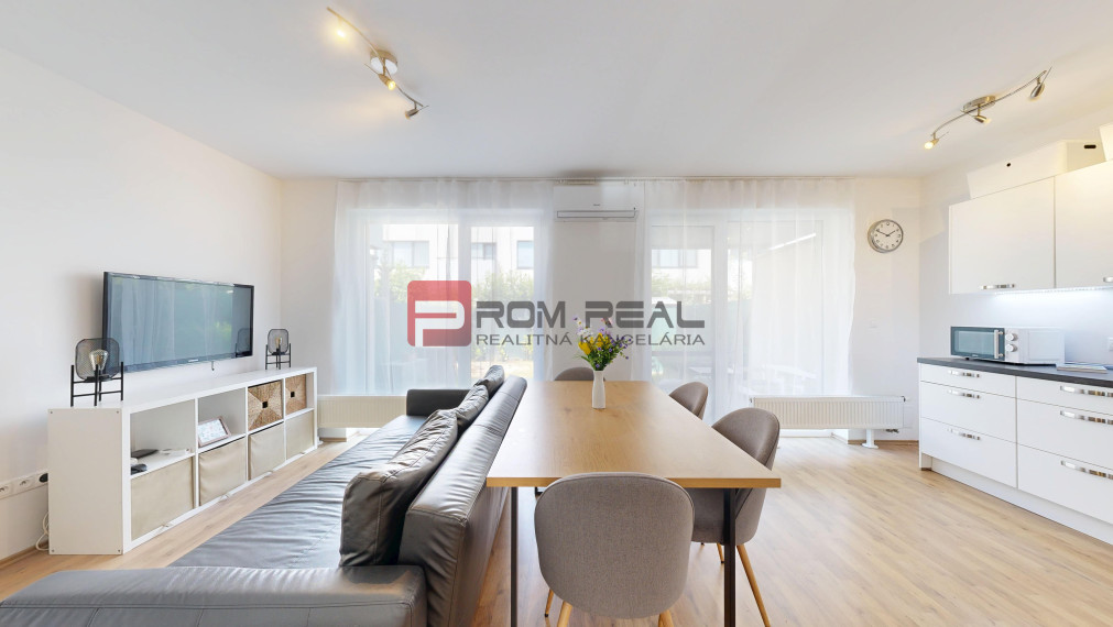 Predané - EXKLUZÍVNE na predaj bezbariérový 2-izbový byt so záhradou, Hviezdoslavov