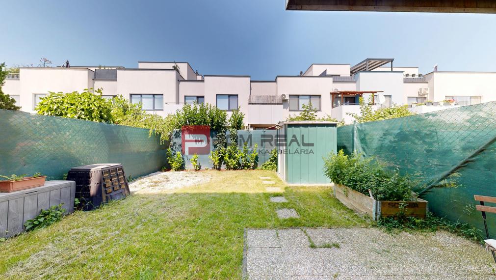 Predané - EXKLUZÍVNE na predaj bezbariérový 2-izbový byt so záhradou, Hviezdoslavov