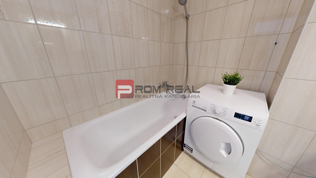 Predané - EXKLUZÍVNE na predaj bezbariérový 2-izbový byt so záhradou, Hviezdoslavov