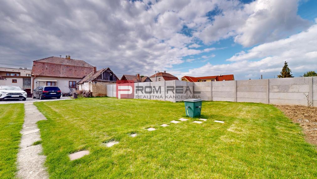 Na predaj rodinný dom s pivnicou a pekným pozemkom