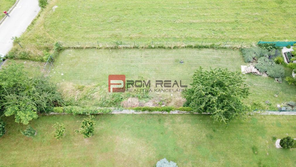 Nádherný pozemok 632 m2 s výhľadom na Alpy Marianka