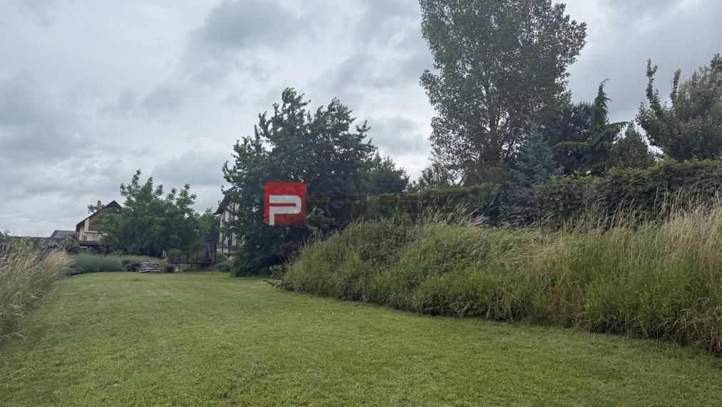 Nádherný pozemok 632 m2 s výhľadom na Alpy Marianka