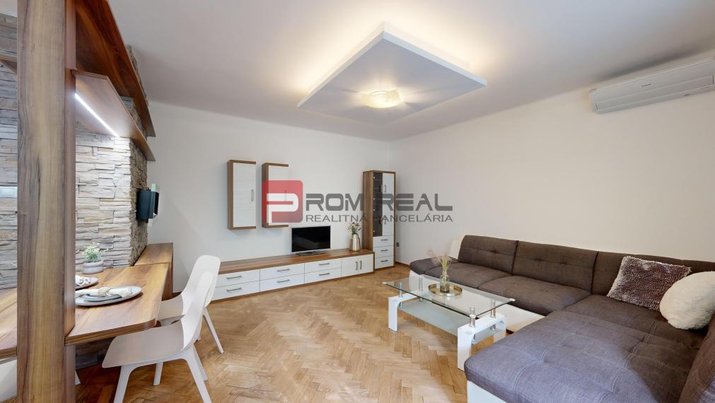 Prenájom moderného 2 izbového bytu pri Horskom parku