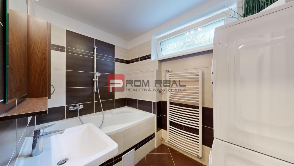 Prenájom moderného 2 izbového bytu pri Horskom parku