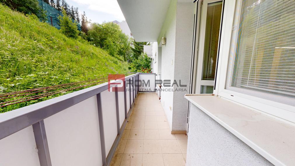 Prenájom moderného 2 izbového bytu pri Horskom parku