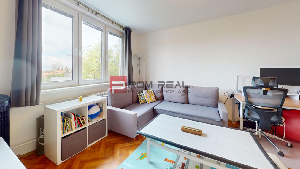 REZEROVANÉ -3D obhliadka- Pekný 3i byt v tehlovej bytovke v Modre