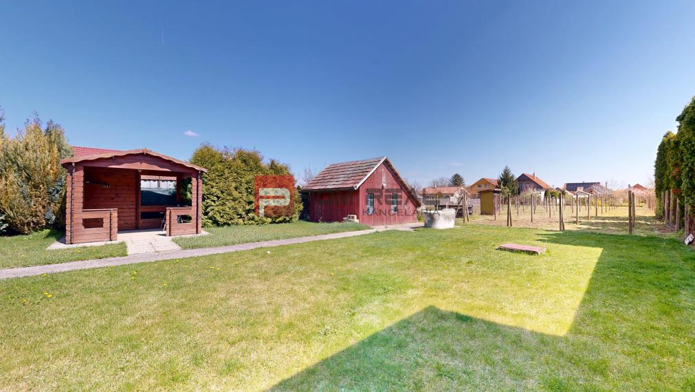 3D obhliadka - Pekný rodinný dom v obci Blatné