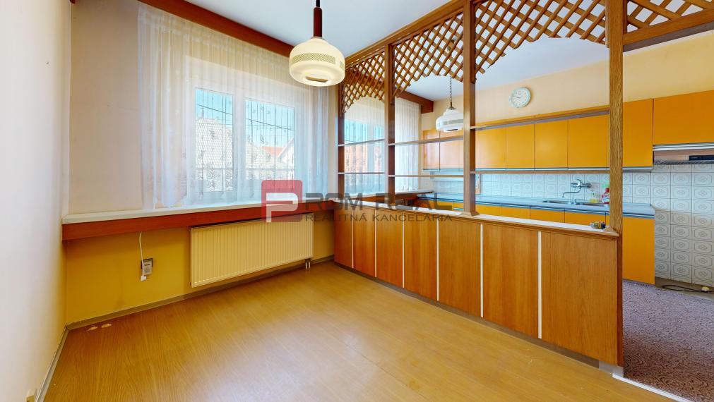 3D obhliadka - Pekný rodinný dom v obci Blatné