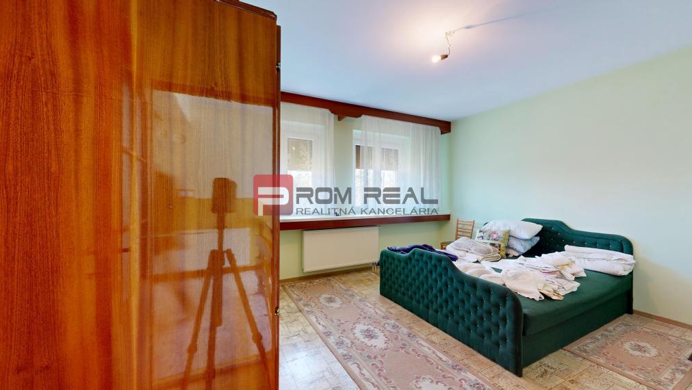 3D obhliadka - Pekný rodinný dom v obci Blatné