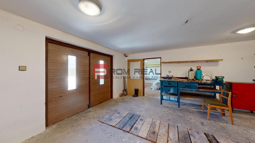 3D obhliadka - Pekný rodinný dom v obci Blatné