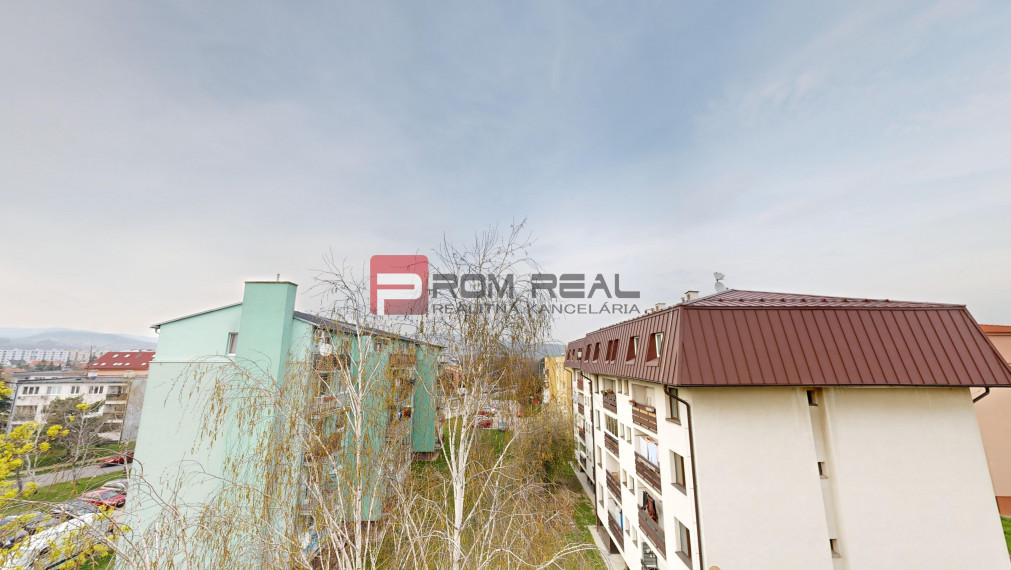 Na PRENÁJOM 2 izbový byt s balkónom na sídlisku Muškát Pezinok