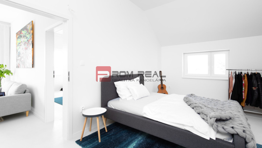 Na predaj 3 izbový byt + 2x parking Ivanka pri Dunaji