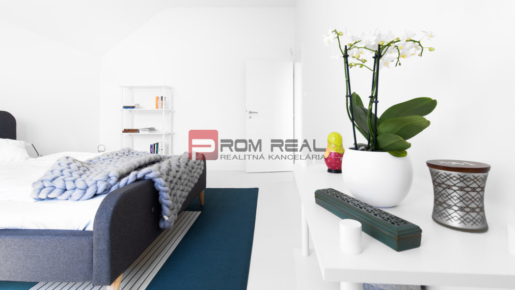 Na predaj 3 izbový byt + 2x parking Ivanka pri Dunaji