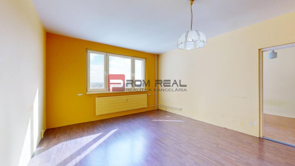 REZERVOVANÉ Ponúkame na PREDAJ 3 izbový byt s balkónom v Pezinku