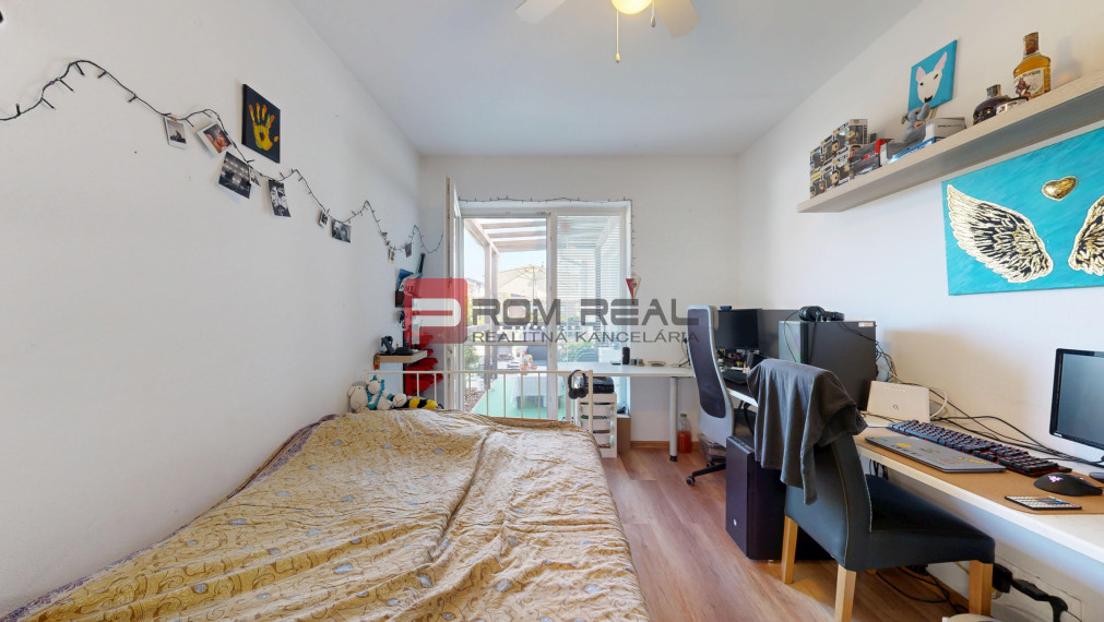 PREDAJ 4 izbový bungalov Slovenský grob - Malý raj