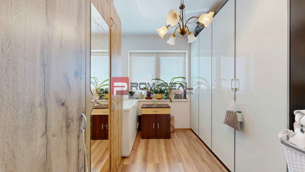 PREDAJ 4 izbový bungalov Slovenský grob - Malý raj