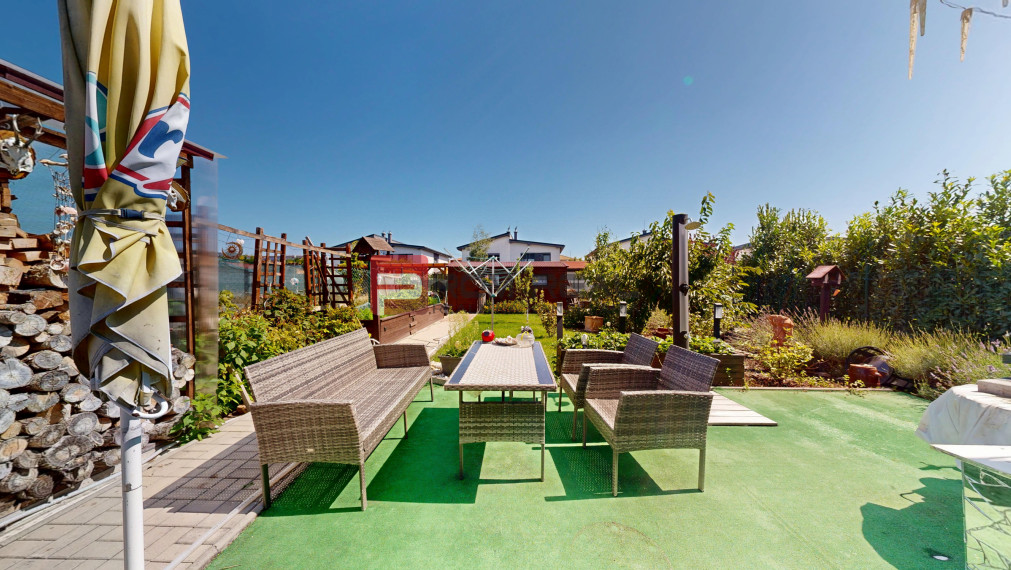 PREDAJ 4 izbový bungalov Slovenský grob - Malý raj