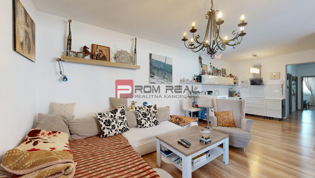 PREDAJ 4 izbový bungalov Slovenský grob - Malý raj