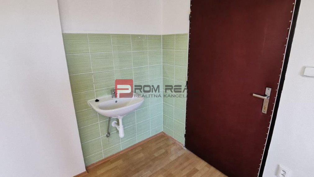 AMEX PARK - budova APB I - kancelária č. 1.07