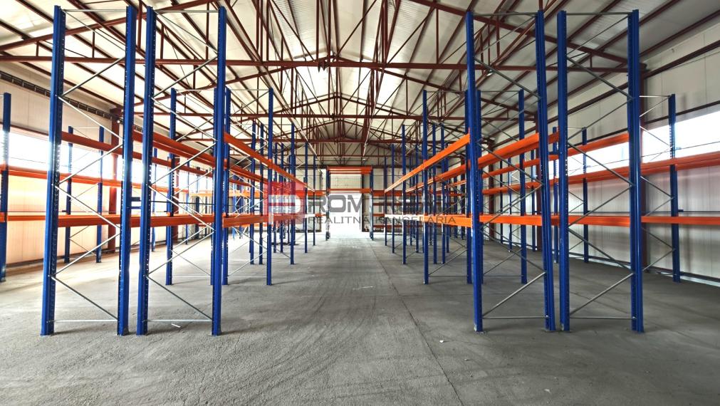 PRENÁJOM ZATEPLENEJ SKLADOVEJ HALY 548 m2, Modra