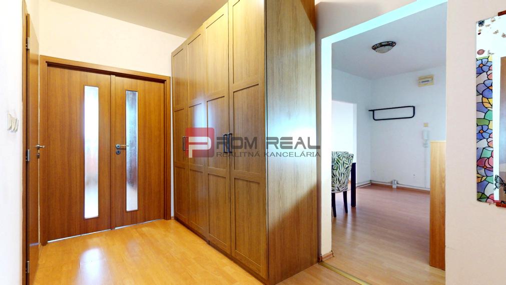 REZERVOVANÉ 3i byt, výhľad na Draždiak, Bratislava Petržalka