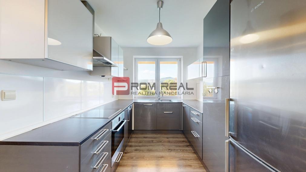 REZERVOVANÉ Na PREDAJ mezonetový byt s krásnym výhľadom na Karpaty Pezinok