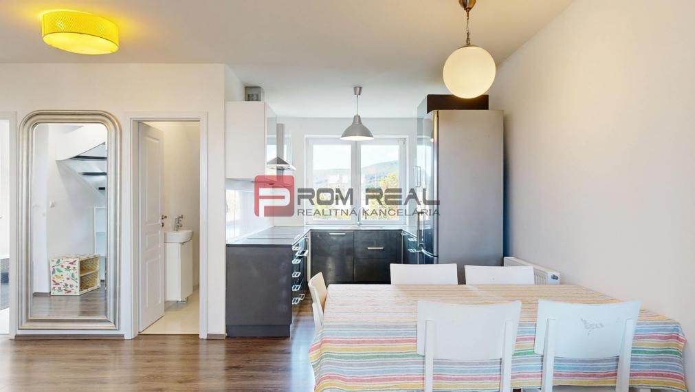 REZERVOVANÉ Na PREDAJ mezonetový byt s krásnym výhľadom na Karpaty Pezinok