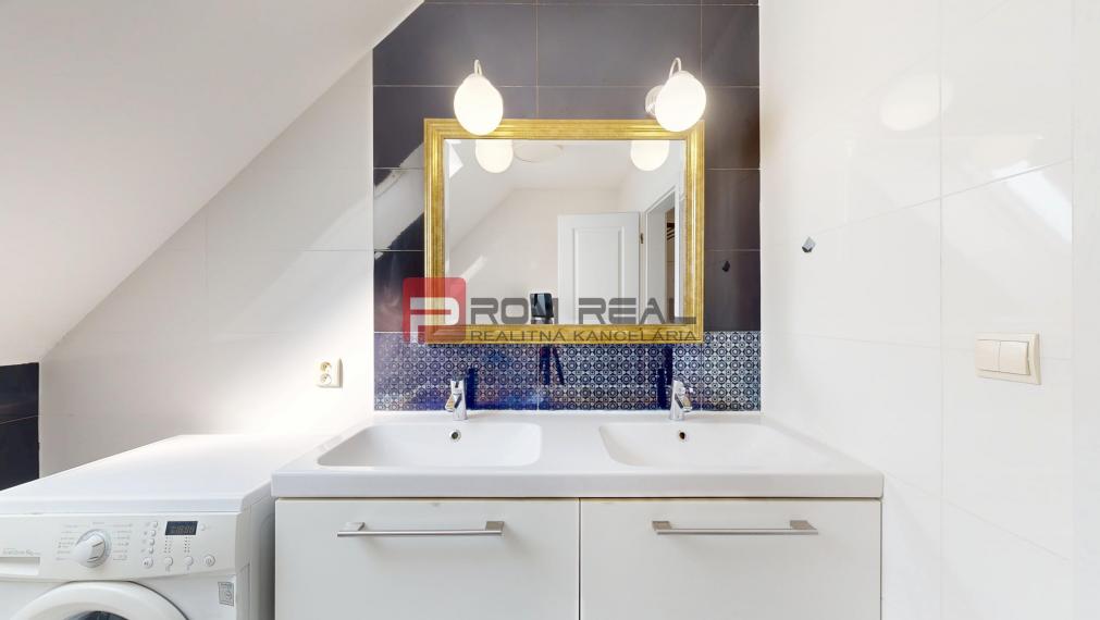 REZERVOVANÉ Na PREDAJ mezonetový byt s krásnym výhľadom na Karpaty Pezinok