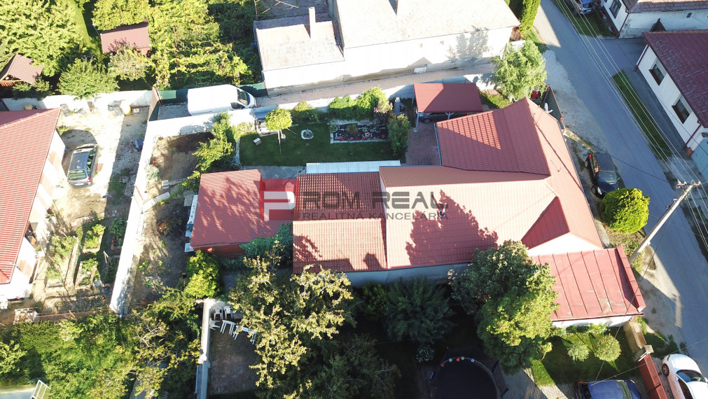 Predaj zaujímavého RD, Veľký Grob, neďaleko Slnečných jazier