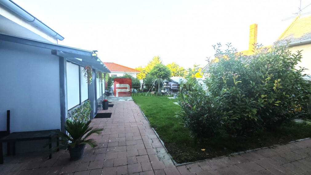 Predaj zaujímavého RD, Veľký Grob, neďaleko Slnečných jazier