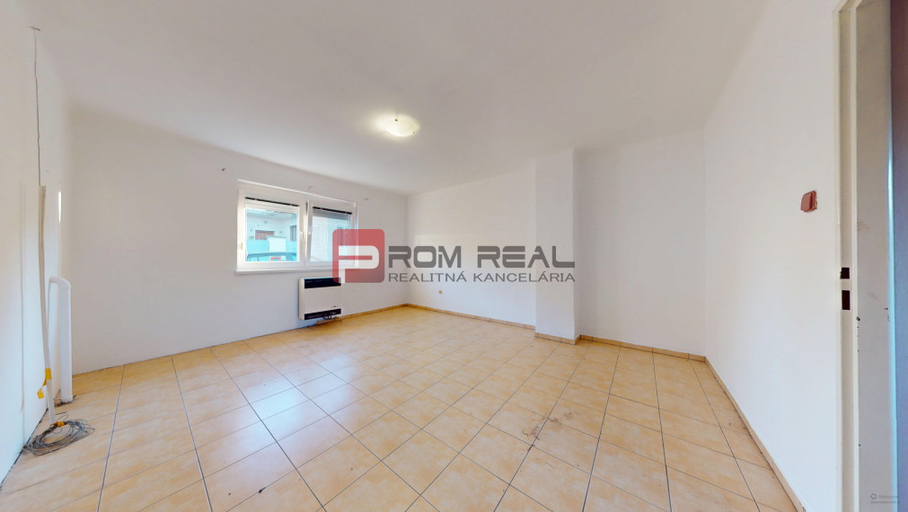 Predaj zaujímavého RD, Veľký Grob, neďaleko Slnečných jazier