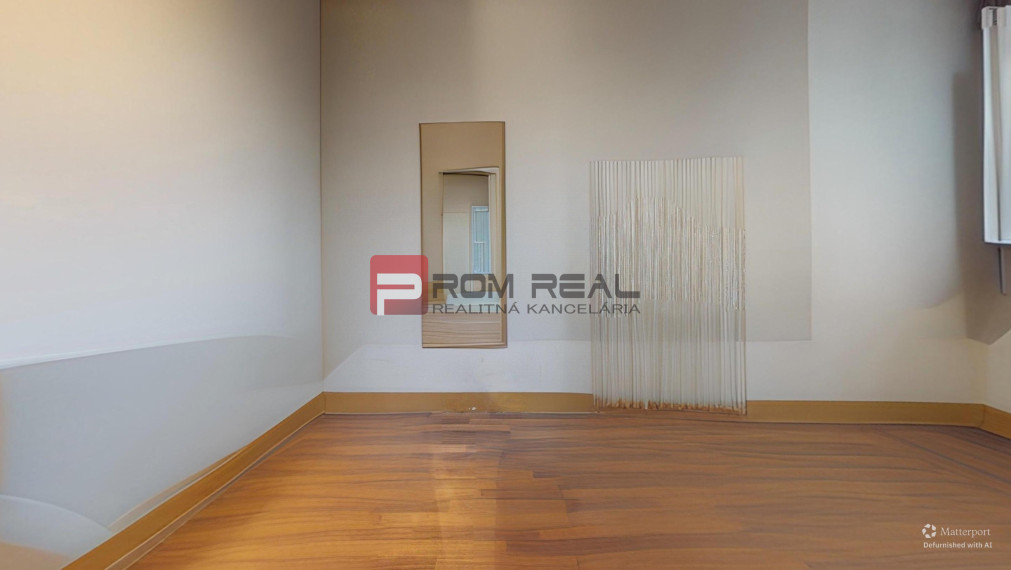 Predaj zaujímavého RD, Veľký Grob, neďaleko Slnečných jazier