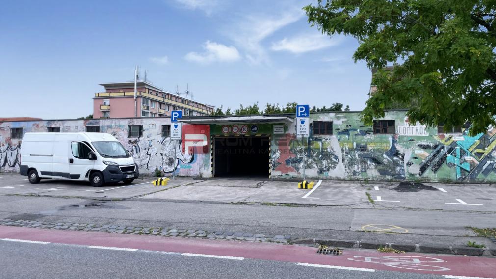 Garáž na prenájom, Pionierska, Bratislava - Nové Mesto